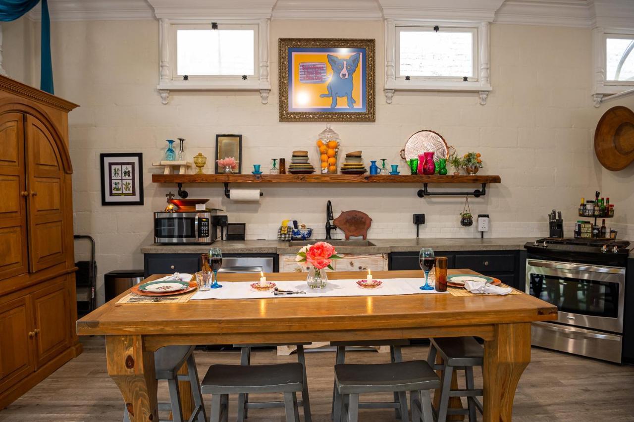 Chateau Royale, Pet Friendly, On Bayou, Downtown! New Iberia Eksteriør billede
