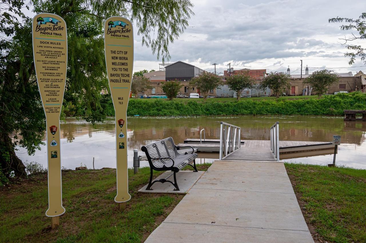 Chateau Royale, Pet Friendly, On Bayou, Downtown! New Iberia Eksteriør billede